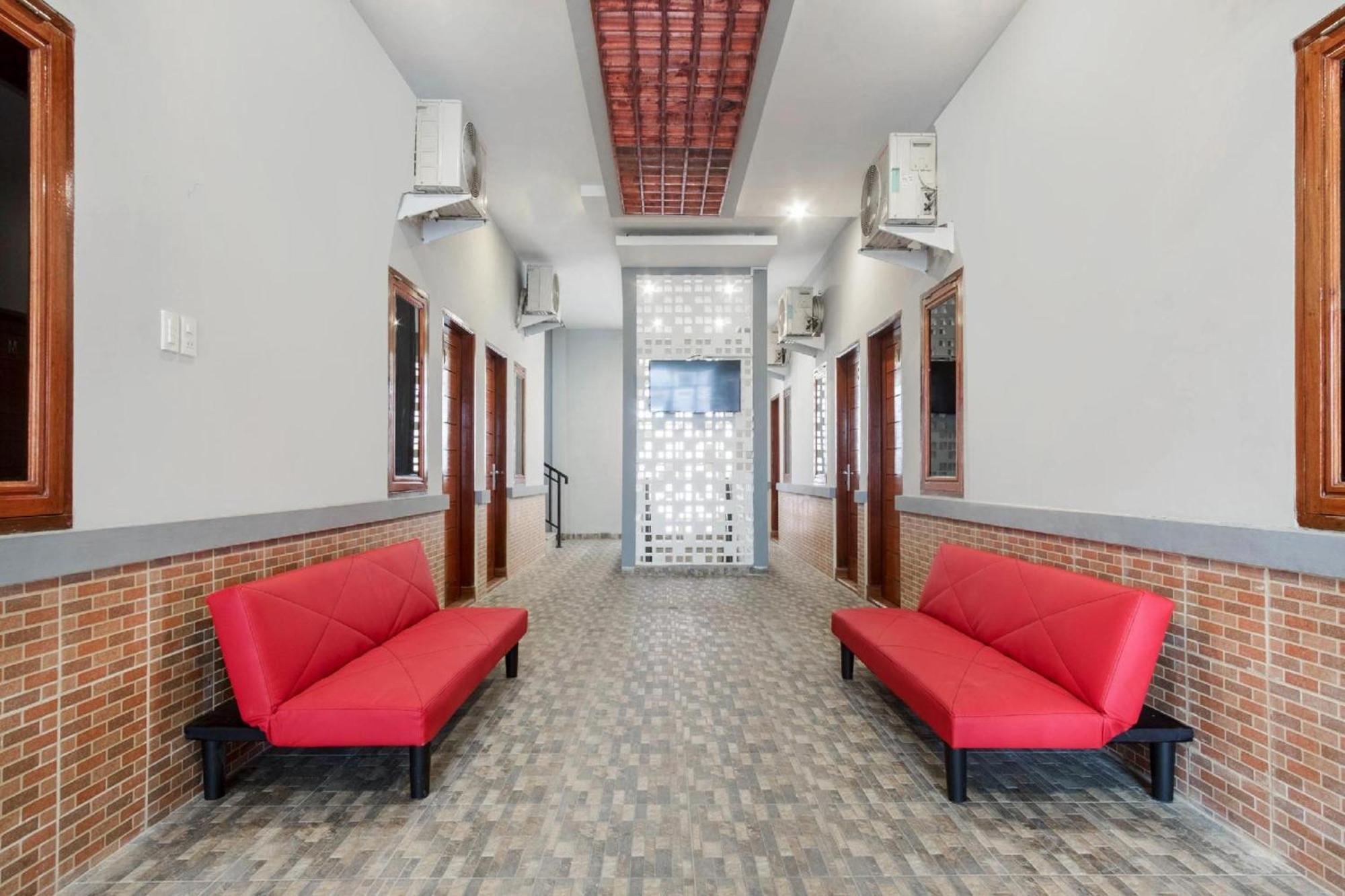 OYO 456 Aljadid Guest House Syariah Medan Bagian luar foto