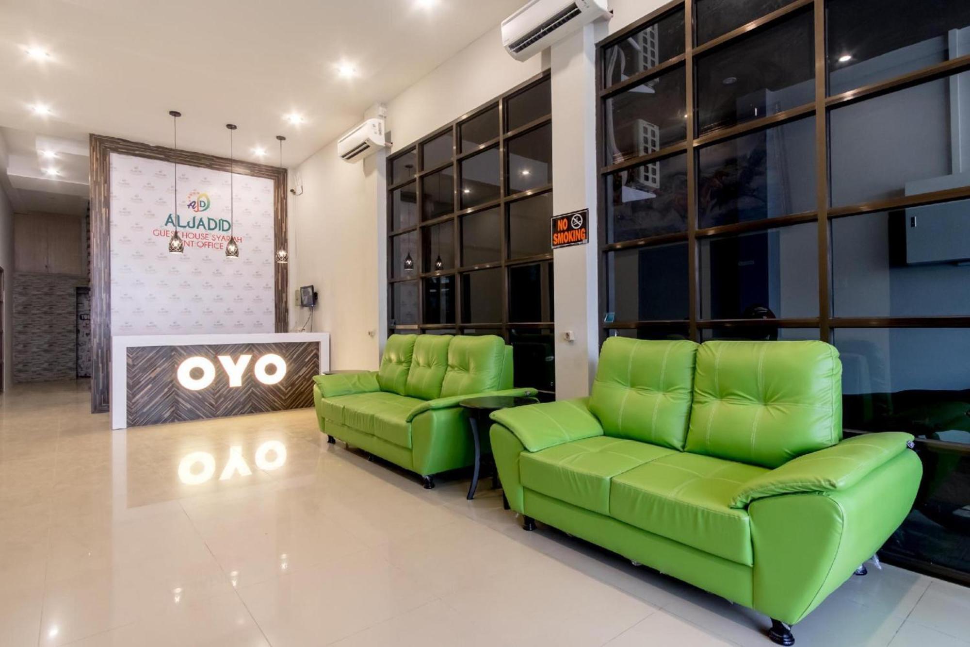 OYO 456 Aljadid Guest House Syariah Medan Bagian luar foto
