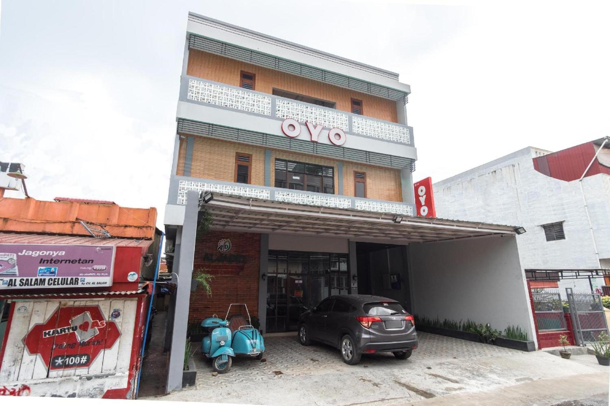 OYO 456 Aljadid Guest House Syariah Medan Bagian luar foto